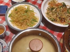 -老郑家东北春饼(龙悦居店)