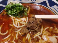 -鑫花溪牛肉米粉(东环大润发店)