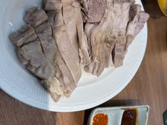 -贯贯吉·清真餐厅(浙江中路店)