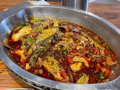 香辣黄辣丁-呱呱叫民俗风味主题餐厅(沣峪口店)