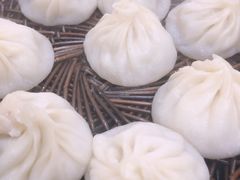 招牌鲜肉小笼-曼曼汤包(建国西路店)