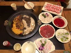 -大龙辣火锅·龙虾·烧烤(湖滨新天地店)