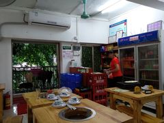大堂-威邵鸡煲(西华路总店)