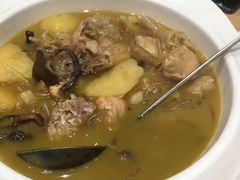 小鸡炖蘑菇-东北风(龙湾万达广场)