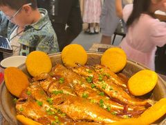 鱼锅饼子-五谷丰登农家院·地道胶东菜·海鲜烧烤(威海店)