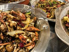 -休记光头香辣蟹干锅店(衣冠庙店)