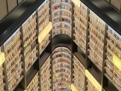 -上海虹桥中心爱琴海亚朵S酒店