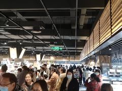 -胖东来生活广场(健康路店)