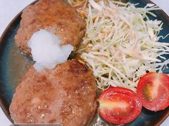 汉堡肉盖饭-WOKKA by艮上(中海环宇荟店)
