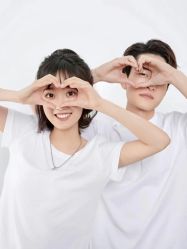 点击看大图 -定格摄影·轻奢定制写真馆