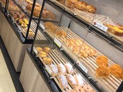 面包甜点陈列柜-85度C(上海兰溪二店)