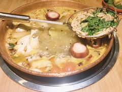 -洱火云南酸菜牛肉火锅(石景山当代商城店)