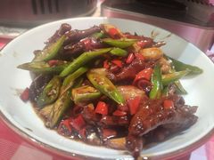 -辣小鲜·南昌大排档(船山路店)