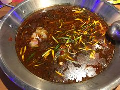 -红牌美蛙鱼头火锅(万辉国际广场店)