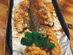 -老东镇啤酒屋海鲜加工·蒸汽海鲜·海鲜烧烤(台东店)