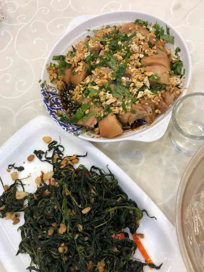 渔家村潮菜馆(前山店)-"服务态度,简直像欠他们的.**.