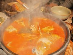 酸汤鱼-毛辣果·酸