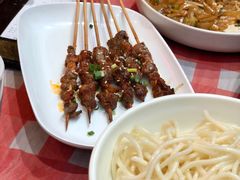 -龙巢盱眙龙虾·牛蛙·烧烤宵夜(八卦岭店)