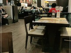 大堂-必胜客(WOW中心城店)