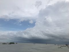 -洞里萨湖