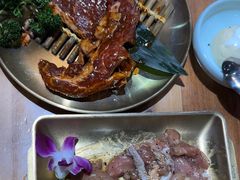-汉城烤肉·黑金冠(华山路店)