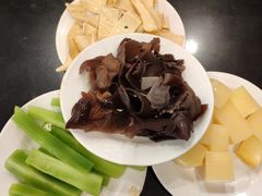 -冯记香辣兔火锅(茶店子总店)