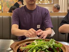 -胡须佬鸡煲四季火锅店(石厦西村直营店)