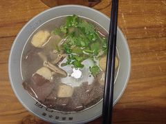 鸭血粉丝汤-金原鸭血粉丝汤·汤包·脆皮烤鸭(南京博物院店)