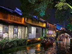 -周庄红庭演艺酒吧