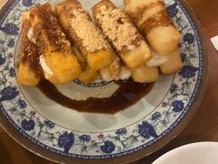 -炉小二铜锅牛蛙•川湘菜(三里屯店)