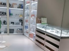 -FUN LUXURY范加奢品(蟠龙天地店)