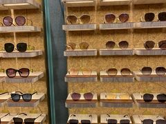 -MUJOSH木九十眼镜(月星环球港B1店)
