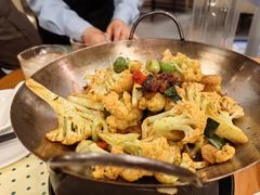 -莲餐厅·湖北菜·潜江小龙虾店(愚园路店)