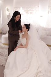 -艾米丽婚纱礼服