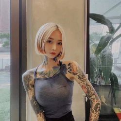 -I+造型烫发染发