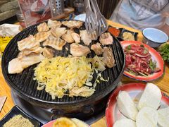 -石记老北京炙子烤肉(松园店)