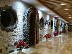 -碧中海汤泉汗蒸酒店