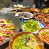 萍姐火锅自认为是重庆火锅中的杠把子啦 根本吃不腻！