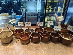 -云阿蛮云南生烫牛肉米线(奉贤路店)