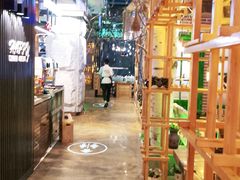 大堂-河坝烧烤串城(金达莱店)