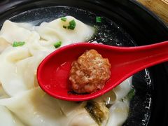 蟹黄汤包-食惠里小笼包面馆(越秀店)