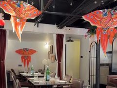 -LESCEDARS Brasserie Bistro香柏树