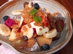 时令水果沙拉配自制果酱酸奶-G+KITCHEN(龙湖狮山天街店)