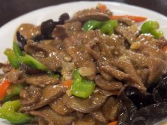 -金卯白肉罩火烧