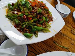 -溢心园香河肉饼总店