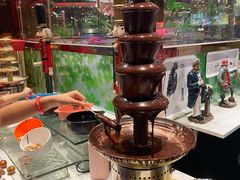 -四海一家自助餐(益田假日广场店)