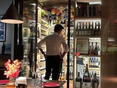 -肆海小川菜酒馆Wine Bistro (青年路店)