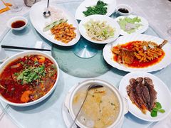 -品悦酒店(三林古镇店)