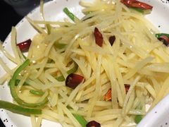 酸辣土豆丝-老头儿油爆虾·知味杭州(爱琴海购物中心)