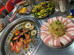 -马路牙子烧烤音乐酒馆(望京店)
